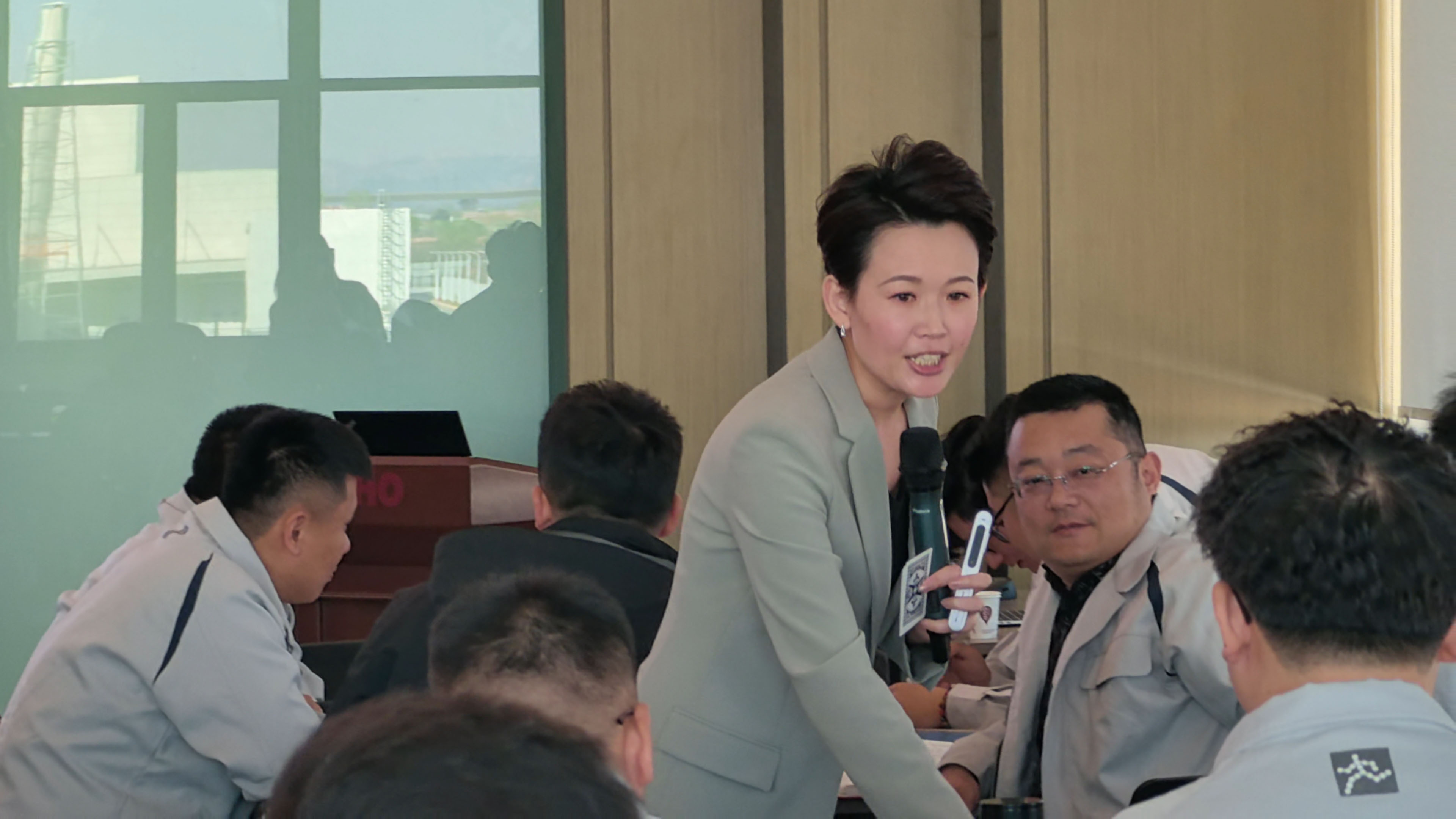 以礼致胜，打造销售精英新风貌